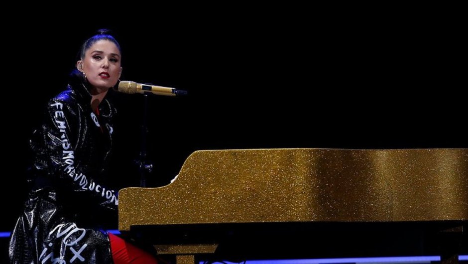 Francisca Valenzuela se presentó por segunda vez en el Festival. (Foto: Agencia Uno).
